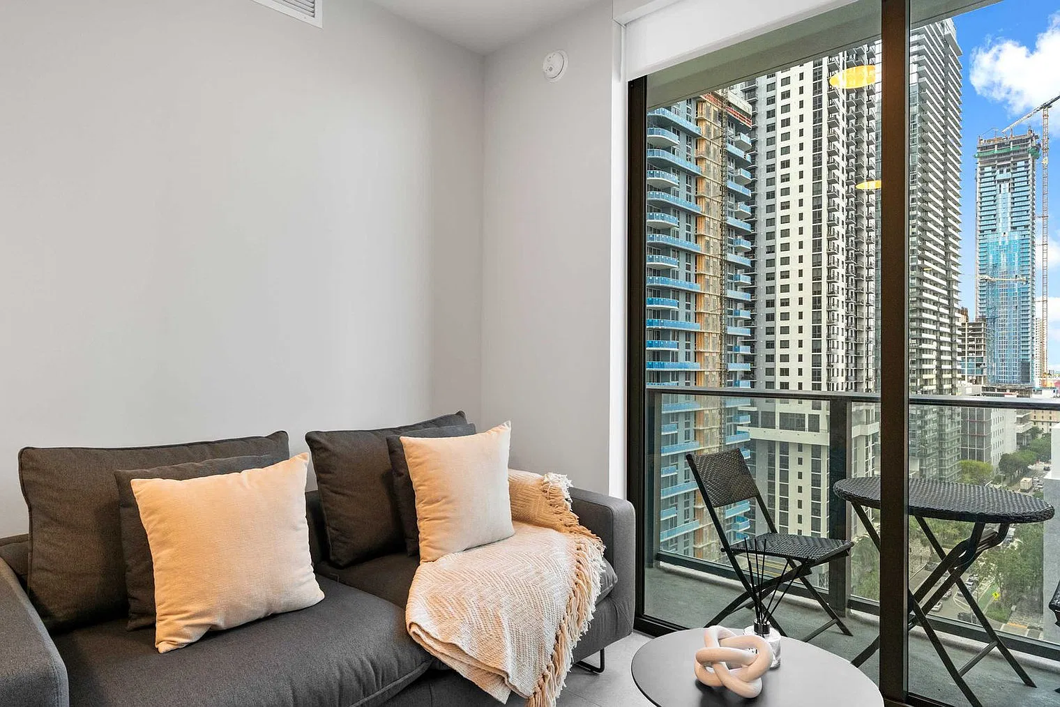 2 bed, 2.0 bath, 592 sqft, $5,911 — Photo 1