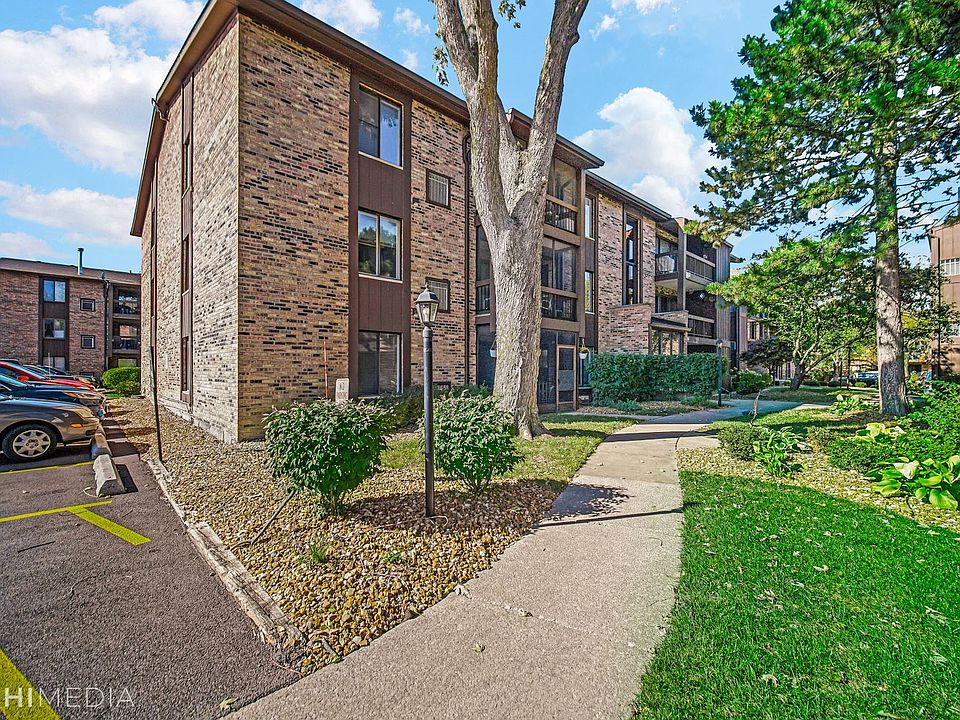 1st image of 7517 175th St APT 314