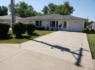 1830 Church St, Hamilton, IL 62341