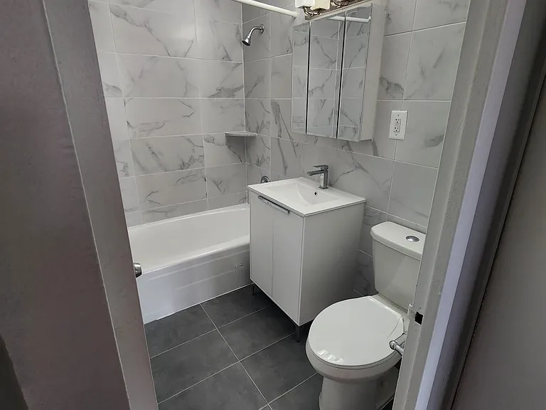 67-00 192nd St #609 — Photo 7