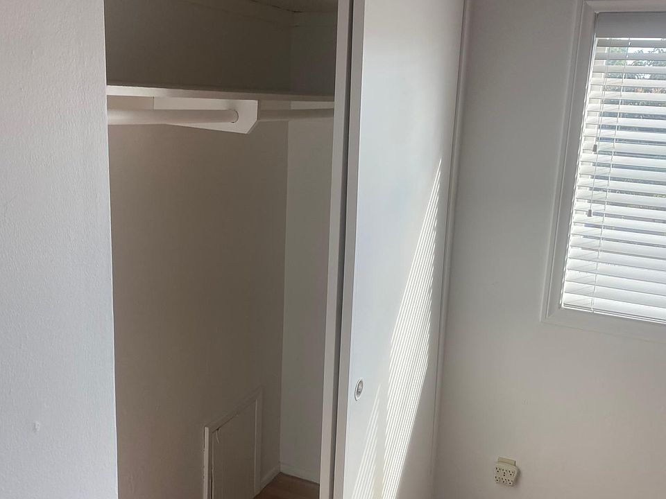 1st image of 218 Newport Ave
