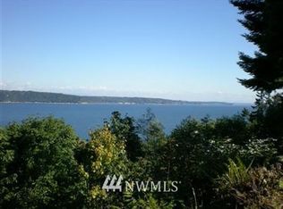 2675 E Camano Dr, Camano Island, WA