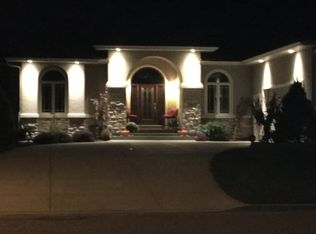 255 E Bossard St, Spring Green, WI 53588