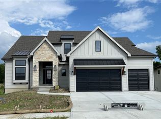 17429 Parkhill St, Overland Park, KS 66221
