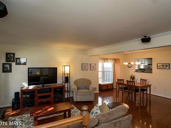 Open Living w/ Beautiful Floors