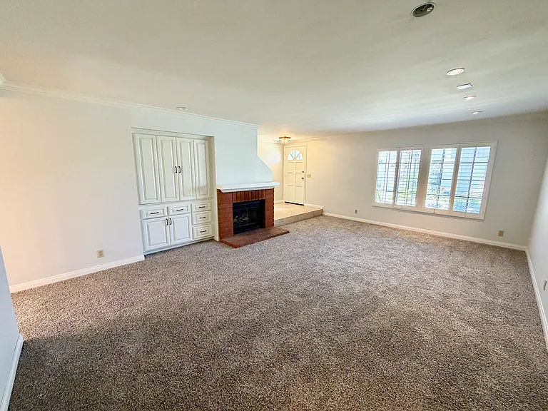 319 Spinnaker Way — Photo 5