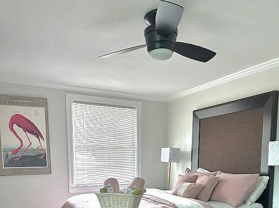 2035 Bullard St — Photo 2