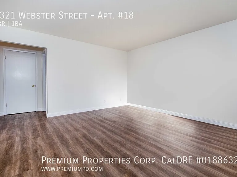 2321 Webster St #18 — Photo 5