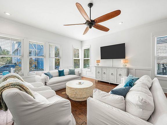 3rd image of 35 Shore Bridge Cir