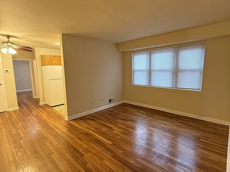1314 K St SE — Photo 3