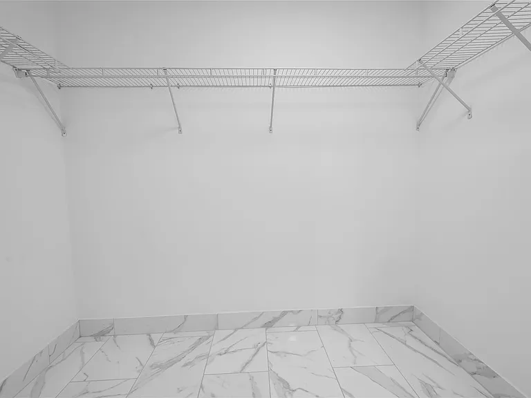 7755 Kenway Pl E — Photo 20