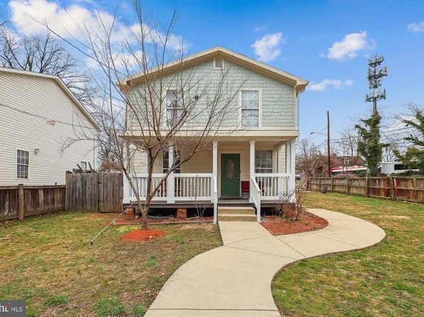 501 67th Pl, Capitol Heights, MD 20743