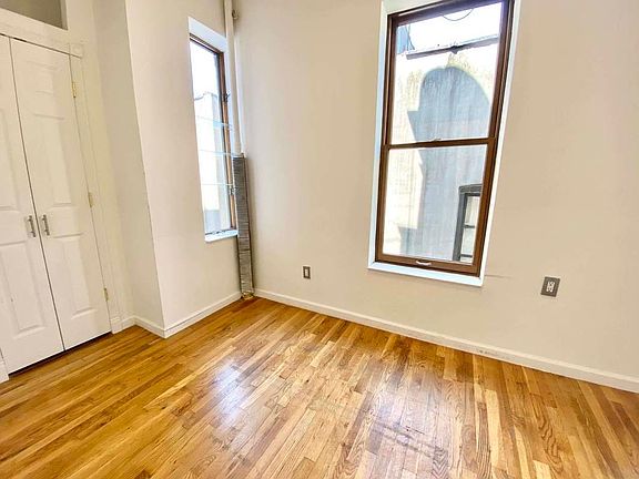 4th image of 190 Bleecker St APT 25