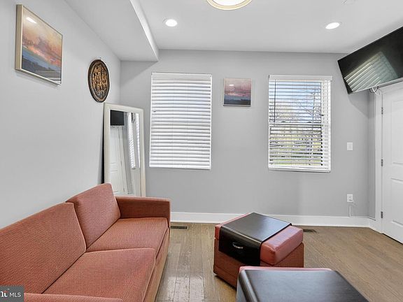 4th image of 1253 Mount Olivet Rd NE #3