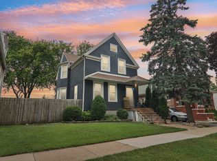 4018 Prescott Ave, Lyons, IL 60534
