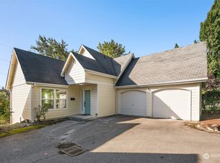 7557 20th Ave SW, Seattle, WA 98106