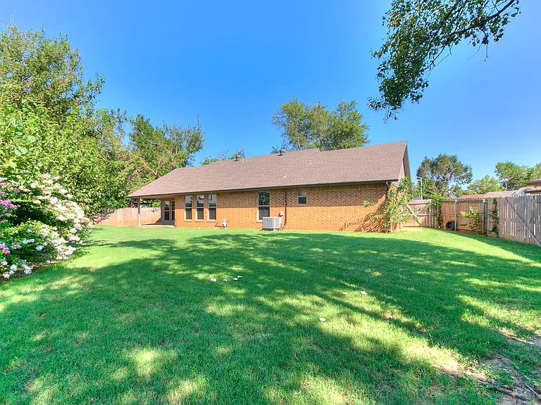 4721 Persimmon Ct — Photo 27