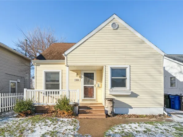 1059 16th St NE, Cedar Rapids, IA 52402