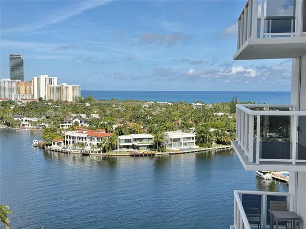 20515 E Country Club Dr, Aventura, FL