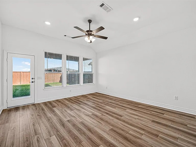 7123 Bur Oak Bend Way — Photo 16