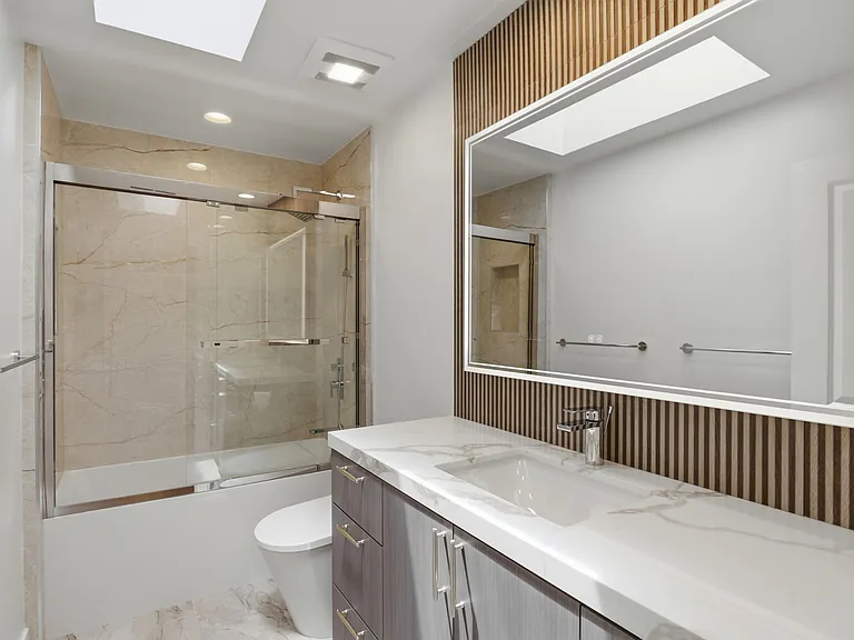 1104 Lautrec Ter — Photo 27