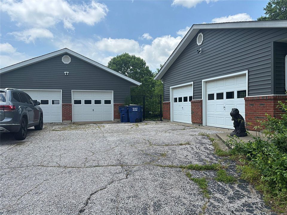 2nd image of 1665 Duvall Ct