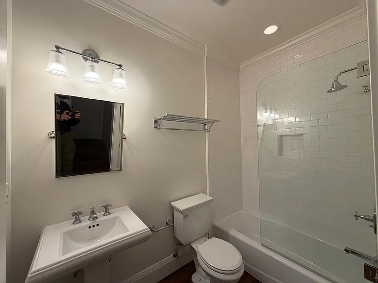 383 Hedge Rd — Photo 4