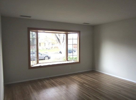 3rd image of 2150 Anthony Dr
