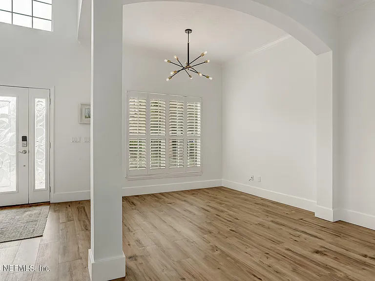 140 Oceans Edge Dr — Photo 16