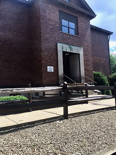 230 Oakwood Ave Photo 1