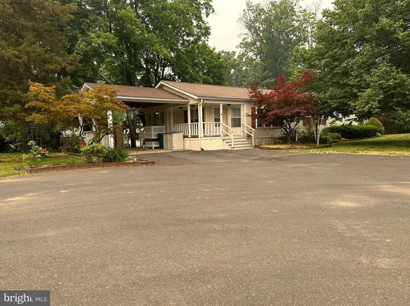 5 Oak Cir, Quakertown, PA 18951