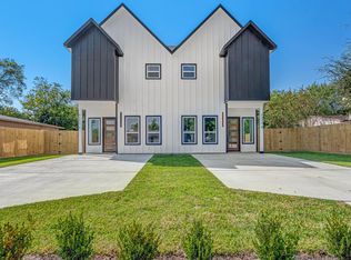 5642 Hirondel St #B, Houston, TX 77033