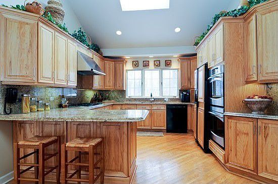 New kitchen with granite