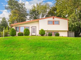 8 Gusty Rd, Newburgh, NY 12550