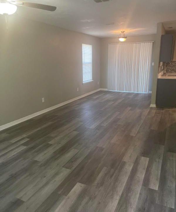1st image of 1539 Live Oak Dr #A