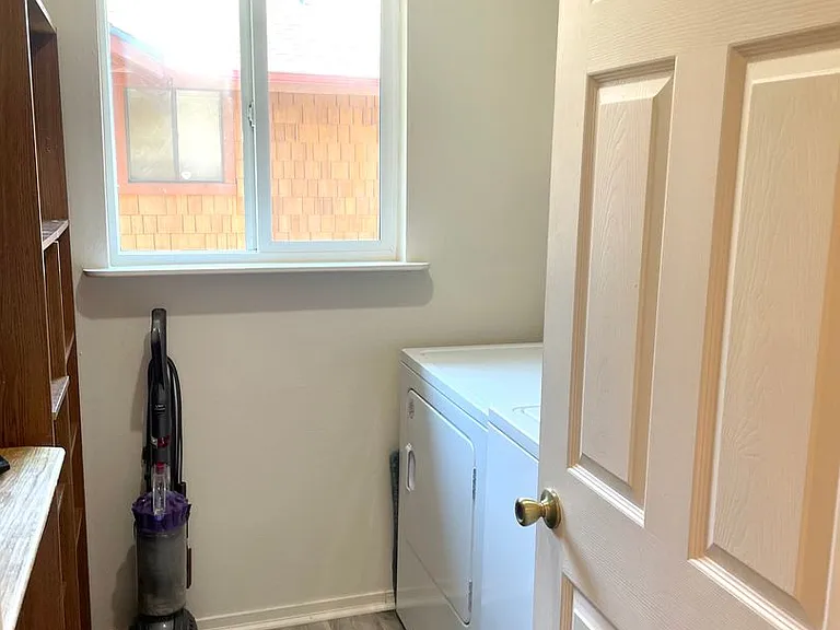 1237 Dillon Way — Photo 17