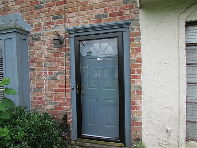 1st image of 7105 Chasewood Dr