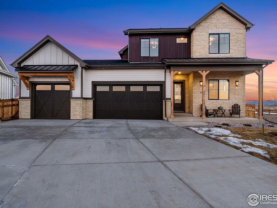1st image of 221 Cornelia Dr