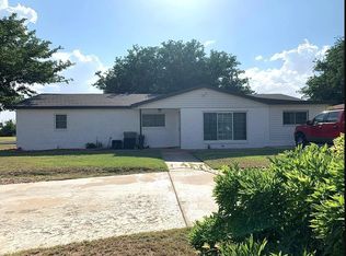 408 SW 17th St, Seminole, TX 79360