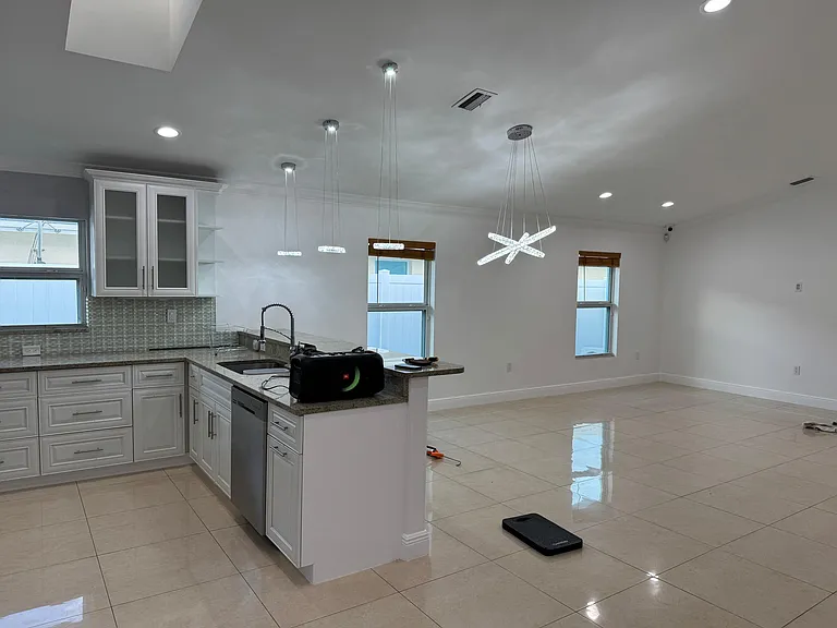 152 Swain Blvd — Photo 34