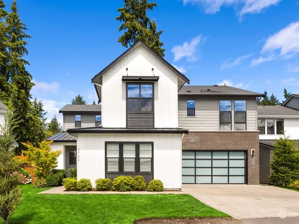 8762 NE Winslow Grove Court, Bainbridge Island, WA 98110