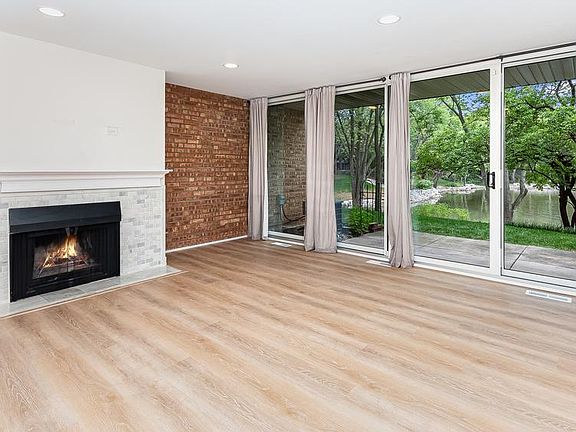 3rd image of 6018 E Lake Dr APT 1C