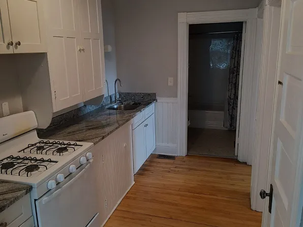 11 Beacon St #103, Concord, NH 03301