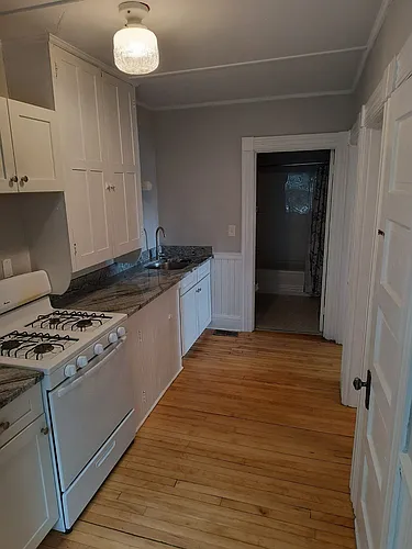 11 Beacon St #103 Photo 1