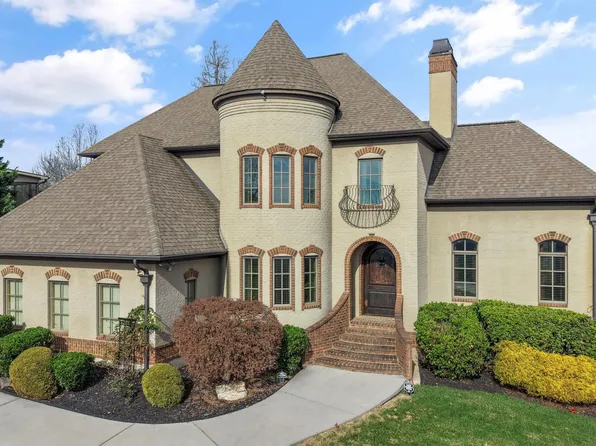 10023 Winter Sun Ln, Knoxville, TN 37922