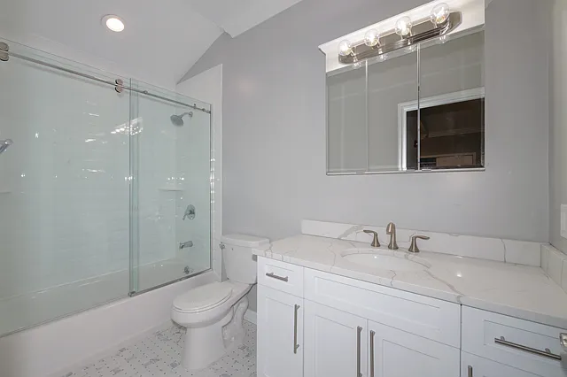 Fairfield Townhouses at Ridge — Photo 4