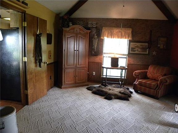 5th image of 109 Oak Trl