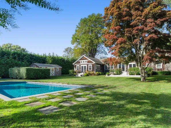 9 Sunset Ln, East Hampton, NY 11937