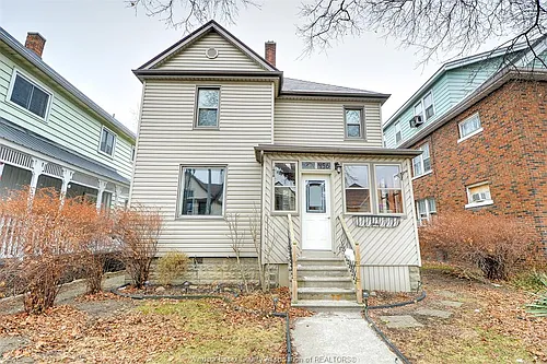 456 Chilver Rd #LOWER Photo 1