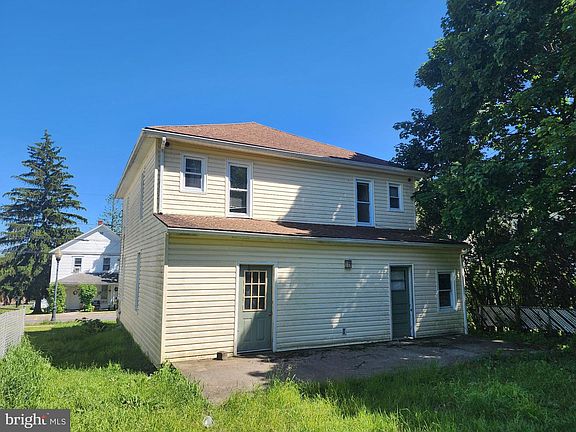 2nd image of 135 Center St #137